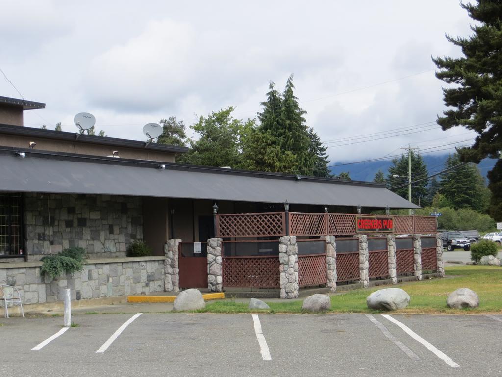 Ocean Marina Hotel Port Alberni Dış mekan fotoğraf